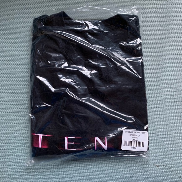 Cactus Jack/Tenet the Film Large - Picture 2 of 4